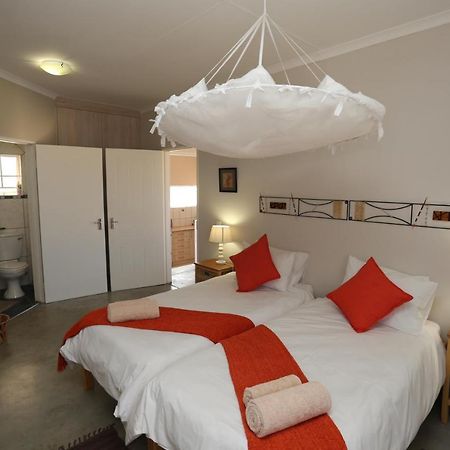 Apartament Orange House Self Catering Aus Zewnętrze zdjęcie