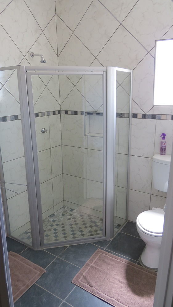 Apartament Orange House Self Catering Aus Zewnętrze zdjęcie