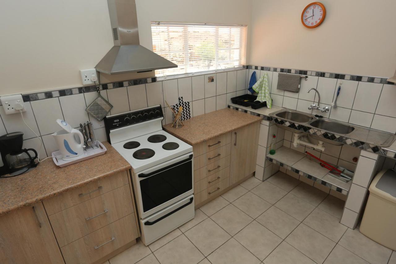 Apartament Orange House Self Catering Aus Zewnętrze zdjęcie