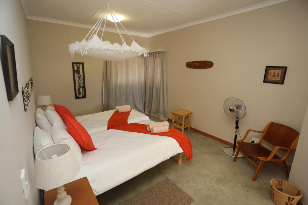 Apartament Orange House Self Catering Aus Zewnętrze zdjęcie