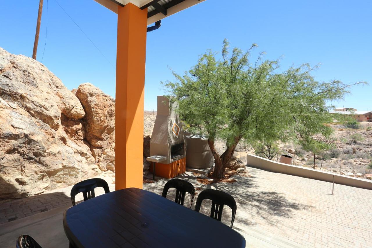Apartament Orange House Self Catering Aus Zewnętrze zdjęcie
