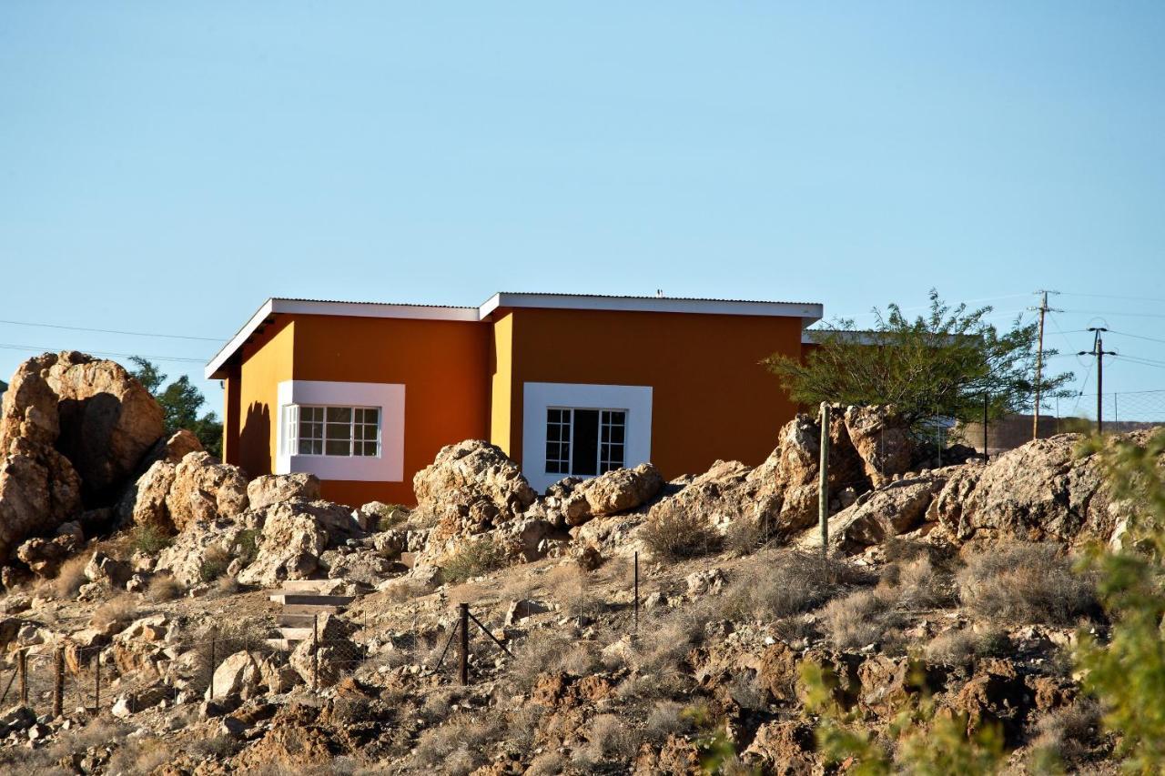 Apartament Orange House Self Catering Aus Zewnętrze zdjęcie
